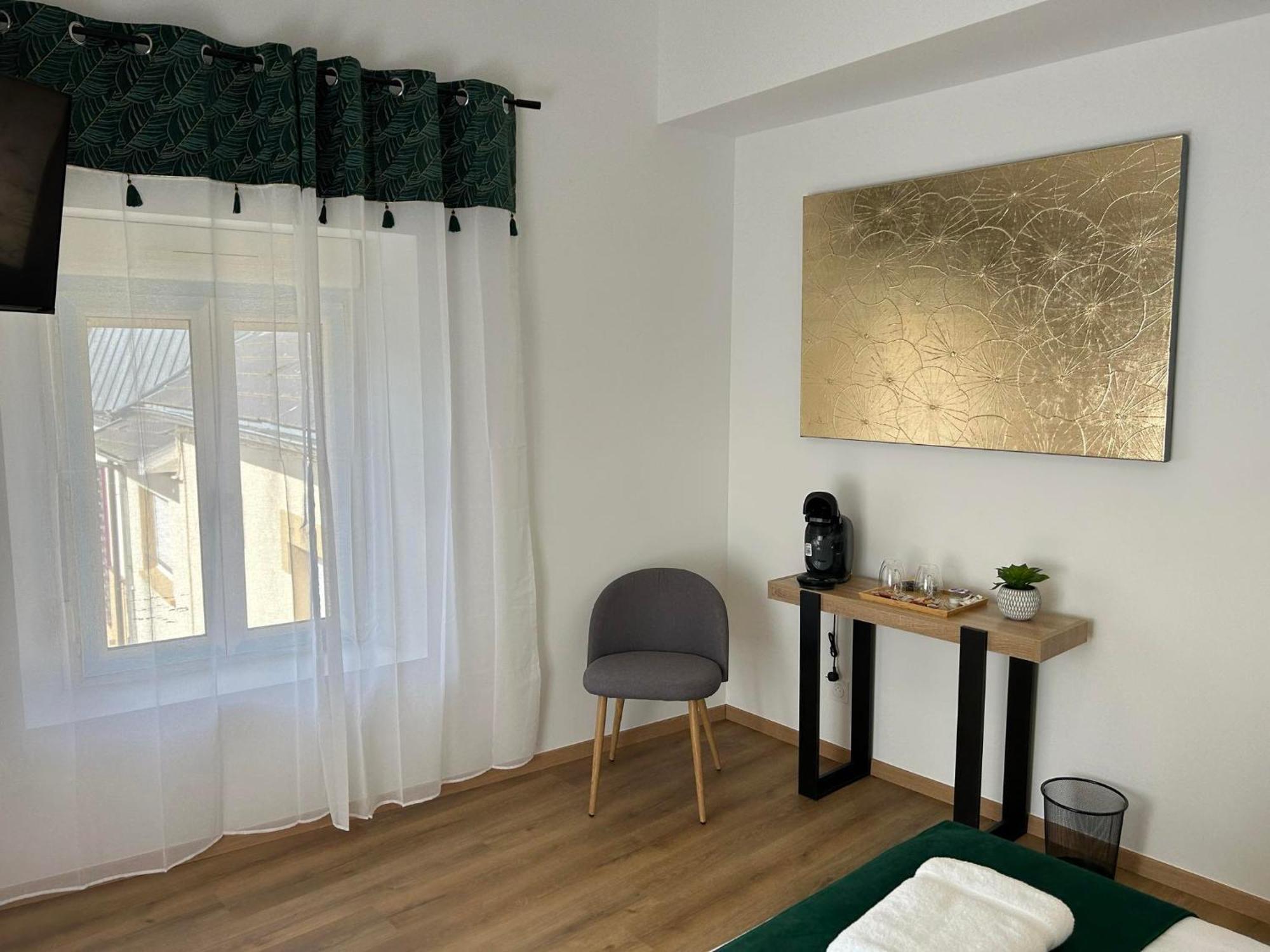 Au Coeur De Montmedy Bed and Breakfast Buitenkant foto